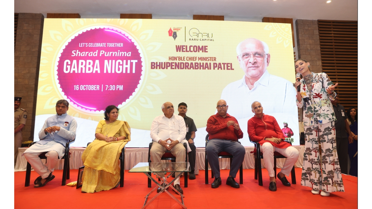 Purva Mantri Receives Felicitation From Gujarat CM For Her Hit Garba Song Aavati Kalay Penned by PM Modi