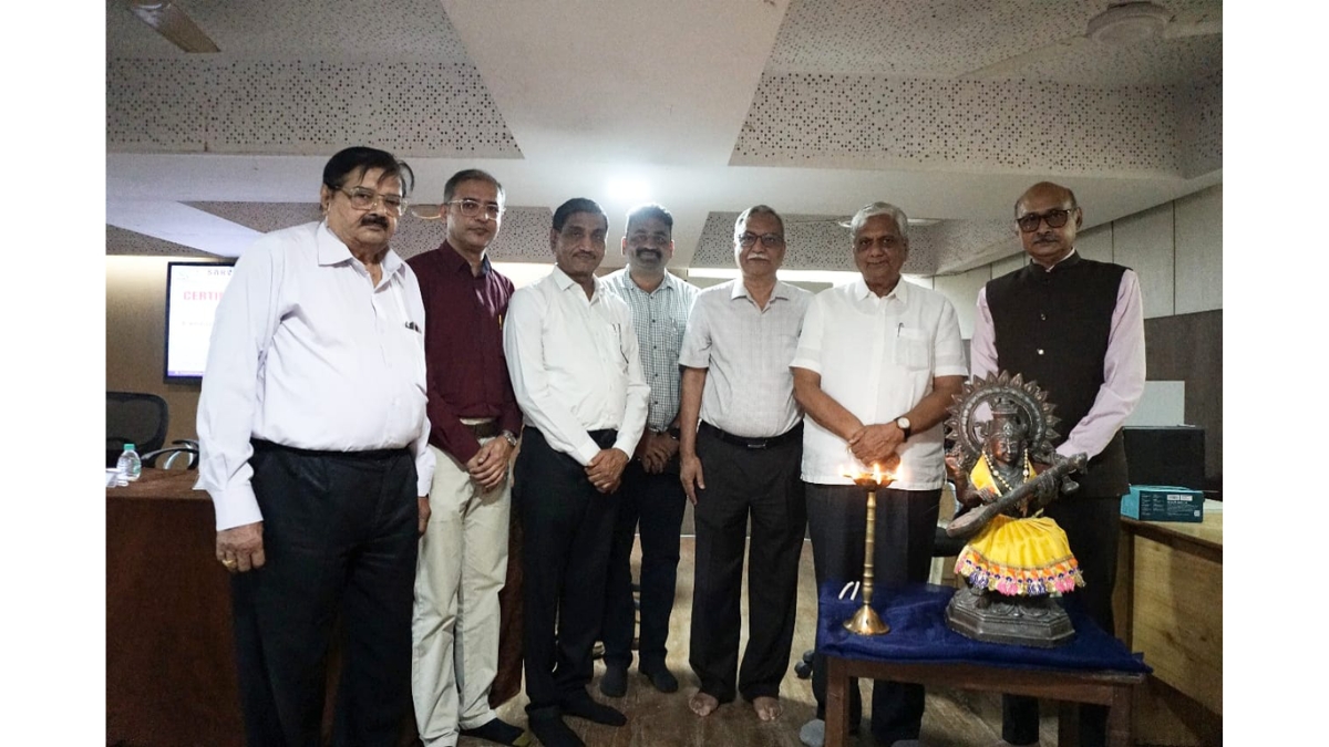 Cooperative Banking Leaders Unite at Sarvajanik University for Certificate distribution Ceremony